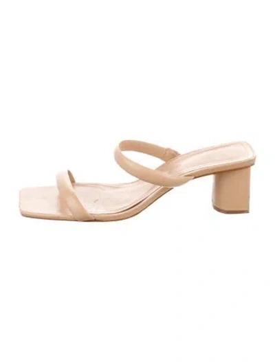 Pre-owned Schutz Leather Slides In Neutral