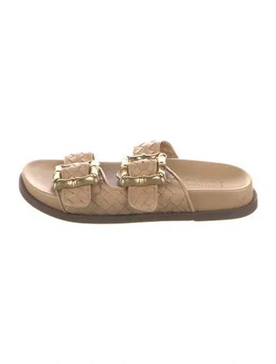 Pre-owned Schutz Leather Slides In Neutral