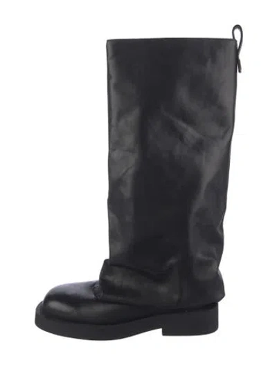 Pre-owned Schutz Leather Slouch Boots In Black