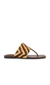 Schutz Martha Flat In Brown