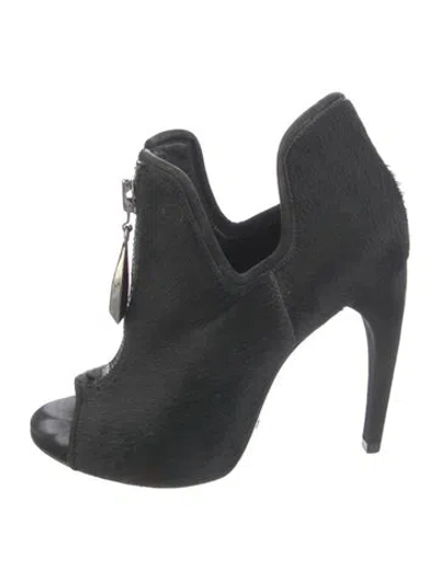 Pre-owned Schutz Ponyhair Pumps In Black