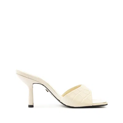 Schutz Posseni Leather Sandal In Pearl Leather