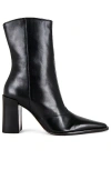 Schutz Raffaela Boot In Black