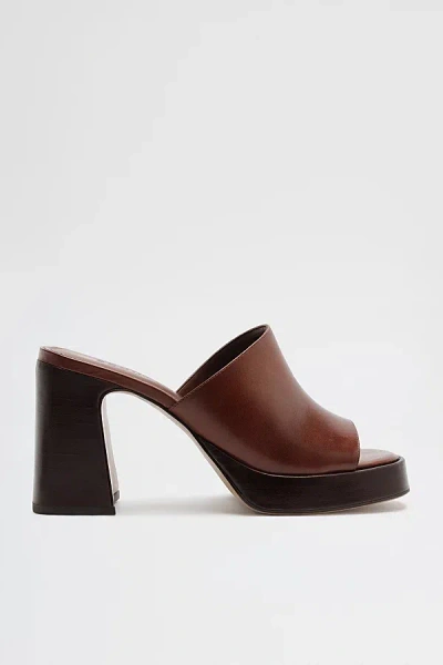 Schutz Rowan Platform Mule In Warm Toffee, Women's At Urban Outfitters In Brown