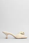 Schutz Slipper-mule In Beige Leather