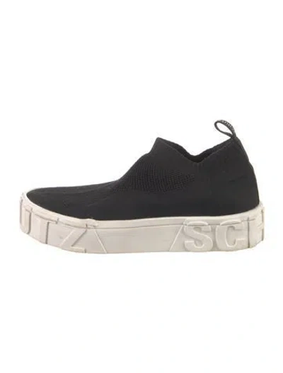 Pre-owned Schutz Sneakers In Black