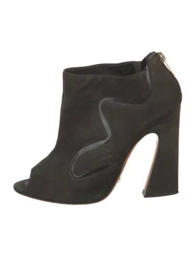 Pre-owned Schutz Suede Pumps In Black
