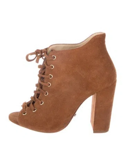 Pre-owned Schutz Suede Pumps In Brown