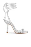 Schutz Thea Heels In Prata In Metallic