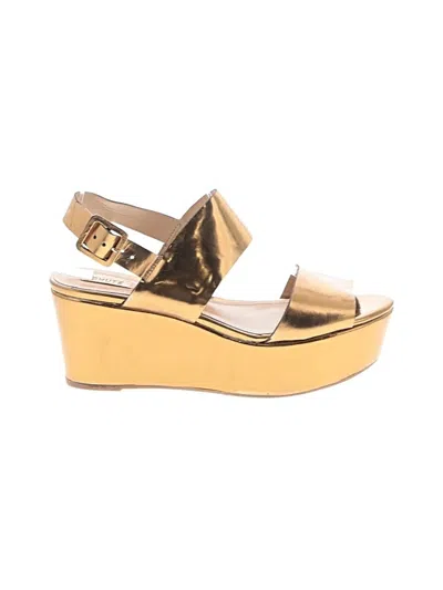 Pre-owned Schutz Wedges In Gold