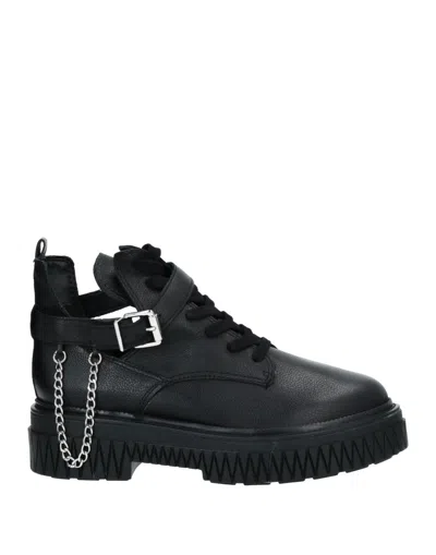 Schutz Ankle Boots In Black