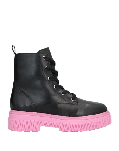 Schutz Ankle Boots In Black