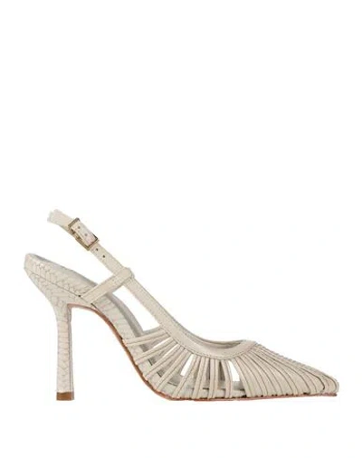 Schutz Woman Pumps Off White Size 5.5 Leather