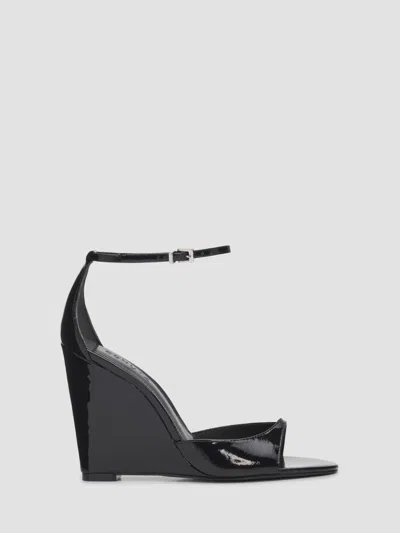 Schutz 100mm Scarlett Patent Leather Wedge Sandals In Multi