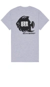 Sci-fi Fantasy Fish Pocket Tee In Grey