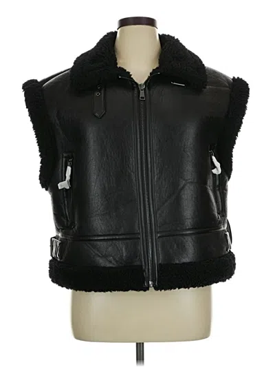 Scoop Faux Fur Vest In Black