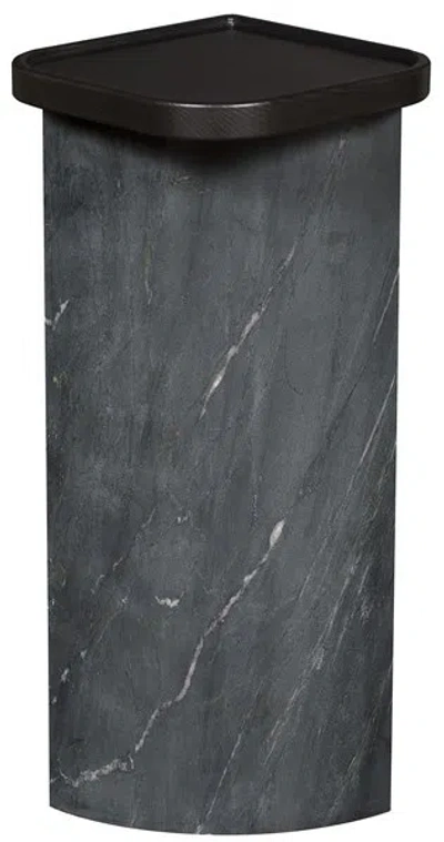 Scout & Nimble Sae Spot Table