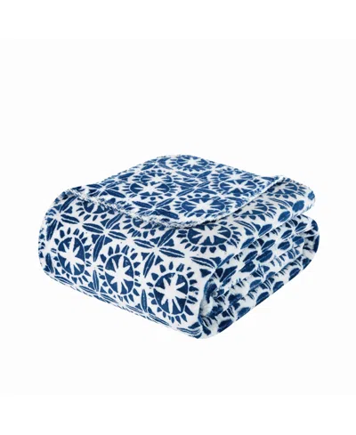 Scout Due South Whimsical Throw, 50" X 70" In Blue