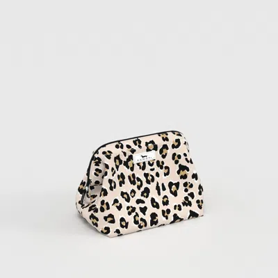 Scout Little Mouth Makeup Bag In Neutral