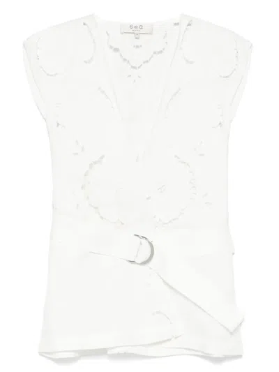 Sea Dahlia Vest In White