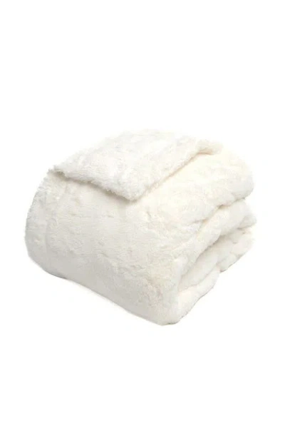 Sea To Me Blankets Carmel Cuddle Faux Fur Throw Blanket In White