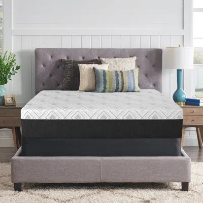 Sealy To Go 12" Medium Hybrid Mattress In A Box