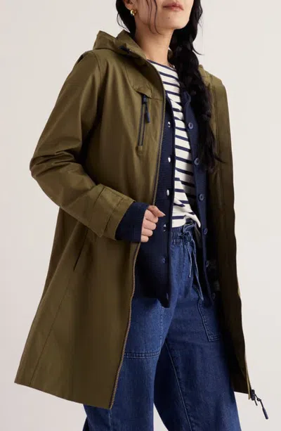Seasalt Cornwall Coverack Waterproof Organic Cotton Raincoat With Removable Hood In Green