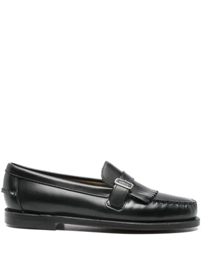 Sebago Ales Woman In Black