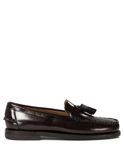 Sebago Classic Will Woman. Realizzato In Pelle Pieno Fiore Spazzolata Liscia. Tomaia In Pelle Sfoderata. Fl In Burgundy