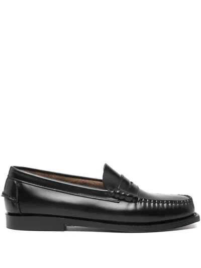 Sebago Madison Woman In Black
