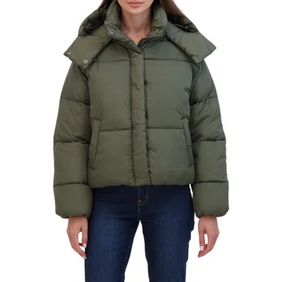 Sebby Short Hooded Puffer Jacket In Olive