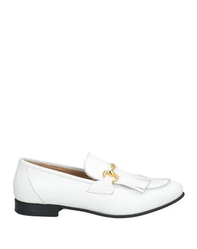Seboy's Woman Loafers White Size 8 Leather