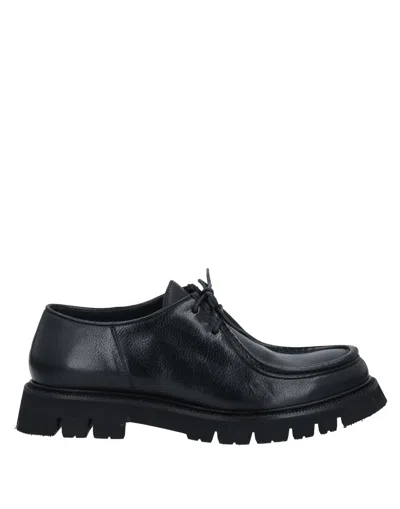 Seboy's Lace-up Shoes In Black