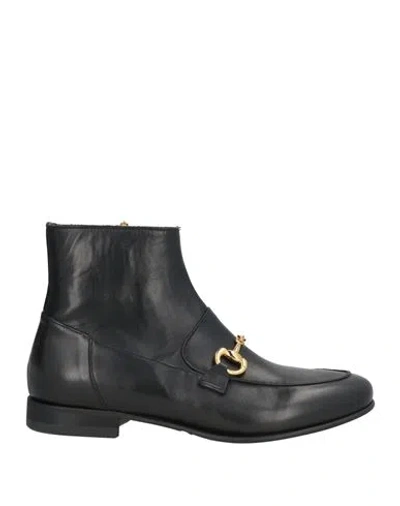 Seboy's Woman Ankle Boots Black Size 7 Leather