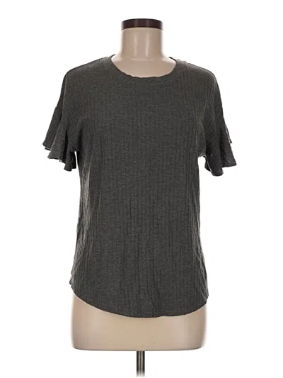 Pre-owned Secret Treasures Short Sleeve Top Gray Crew Neck Tops