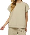 See And Be Seen Flower Textured Lounge Top In Taupe In Grey