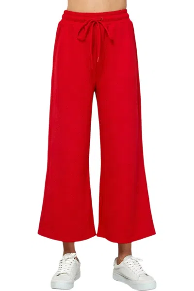 See And Be Seen Hamptons Textured Cropped Wide Pants In Red