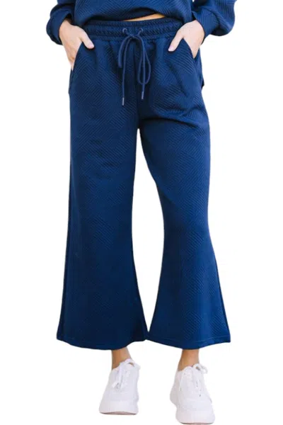 See And Be Seen Hamptons Textured Cropped Wide Pants In Navy In Blue