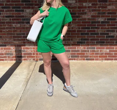 See And Be Seen Hamptons Textured Short In Green