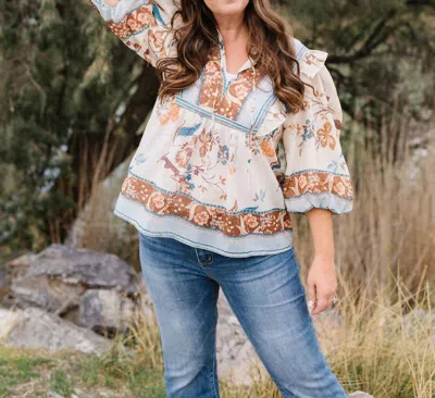 See And Be Seen Harper Floral Top In Cream In Blue