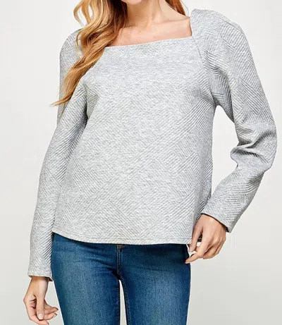 See And Be Seen Women's Just A Puff Textured Top In Grey In Gray