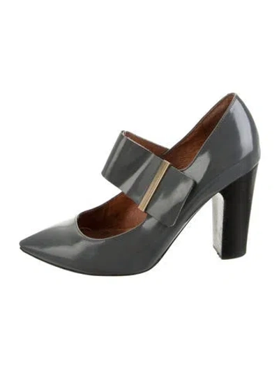 Pre-owned See By Chloé Patent Leather Pumps In Grey