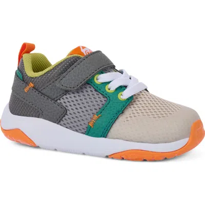 See Kai Run Kids' Viento Sneaker In Gray