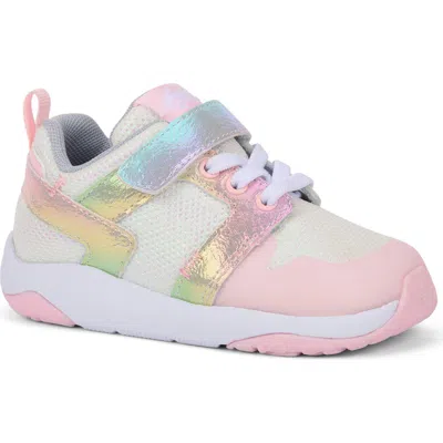 See Kai Run Kids' Viento Sneaker In White