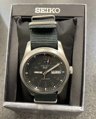 Pre-owned Seiko 5 Automatic Watch Day Date Grey Dial Nylon Band Srpg31 Made In Japan