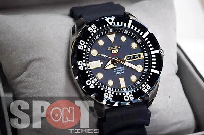 Pre-owned Seiko 5 Sports Automatic 100m Men's Watch Srp605j2