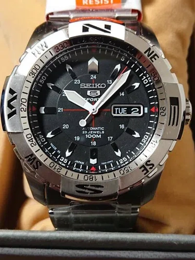 Pre-owned Seiko 5 Sports Automatic Japan Made Snzj05 Snzj05j1 Snzj05j Men's Watch Us4