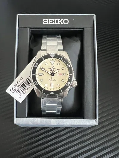Pre-owned Seiko 5 Sports Collection Sun Dial Auto Japan Srpk31-new