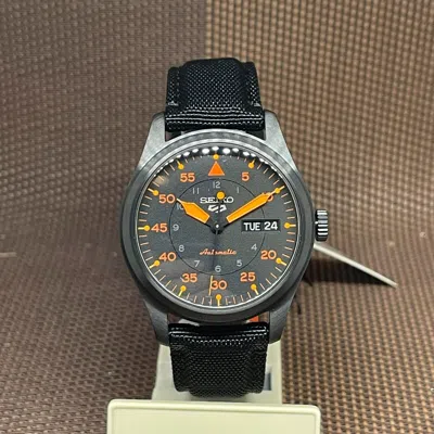 Pre-owned Seiko 5 Sports Srph33k1 Reissue Military Black Orange Nylon Day Date Men's Watch