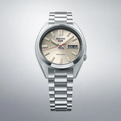 Pre-owned Seiko 5 Sports Srpk91k1 Snxs Series Beige Dial Automatic Analog Men Casual Watch